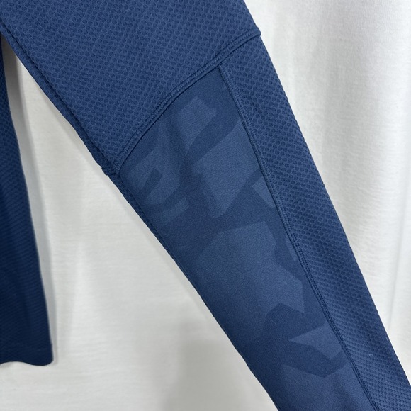 Under Armour 1/4 Zip Pullover Men's Medium Navy Hooded Combine Long Sleeve Run - Picture 6 of 8